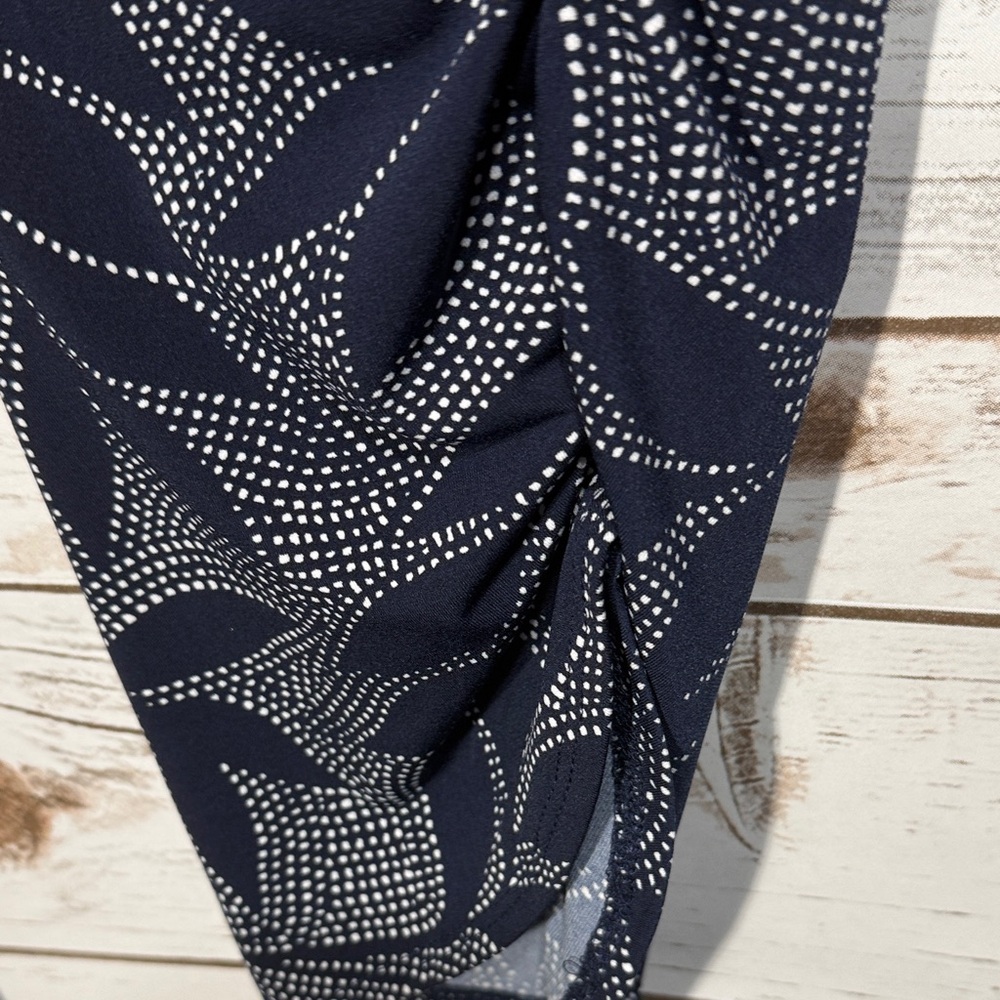 Susan Graver Navy and White Leaf Pattern Pull On Elastic Waist Genie Pants 1X - Picture 4 of 11